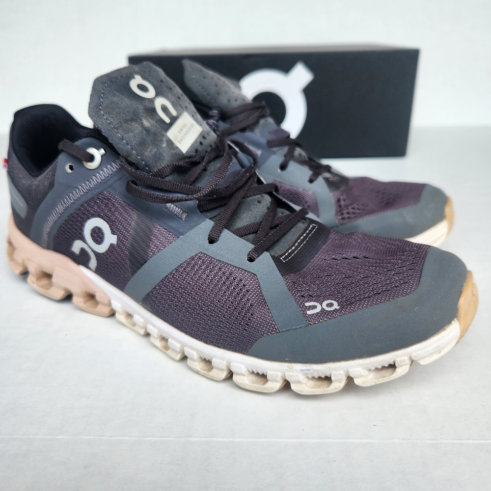 On Running Women's Athletic Shoes - Black and Gray
